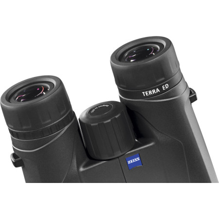 Бінокль Zeiss Terra ED 10х32 Black-Black