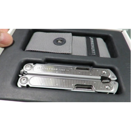 Мультитул Leatherman Free P4