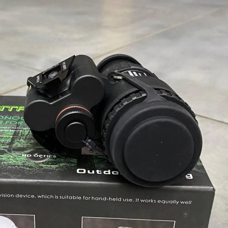 Монокуляр нічного бачення Spina optics PVS-18, 1х32 цифровий, кріплення на шолом + підсумок