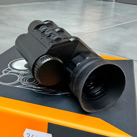 Монокуляр нічного бачення Spina optics NVG30 цифровий WiFi, кріплення на шолом та акумулятор