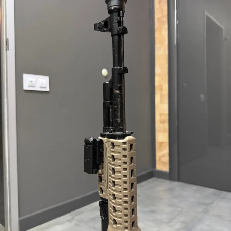 Лазерный целеуказатель Spina Optics LS64R, красный луч, крепление на Picatinny