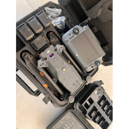 Квадрокоптер DJI Mavic 30E повний комплект, зарядний хаб, комплект із 6 акумуляторів