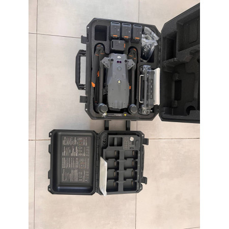 Квадрокоптер DJI Mavic 30E повний комплект, зарядний хаб, комплект із 6 акумуляторів