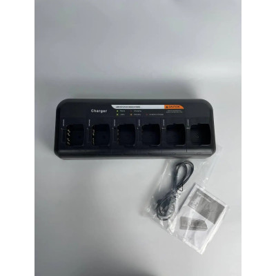 Зарядное устройство ACM PMLN6622A для шести радиостанций Motorola Зарядное устройство ACM PMLN6622A для шести радиостанций Motorola